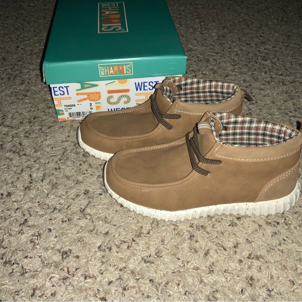 NWOT Kids dress shoes